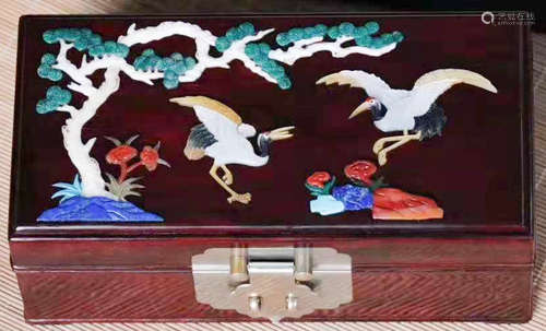 AN INDIAN XIAOYE ZITAN WOOD CRANE PATTERN BOX WITH GEM