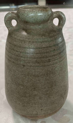 A GE YAO GLAZE VASE