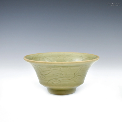 MING LONGQUAN CELADON BOWL