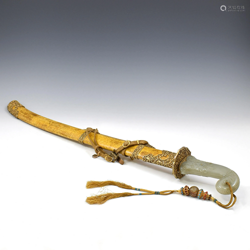 QIANLONG JADE HILT SWORD & PEACH TREE BARK