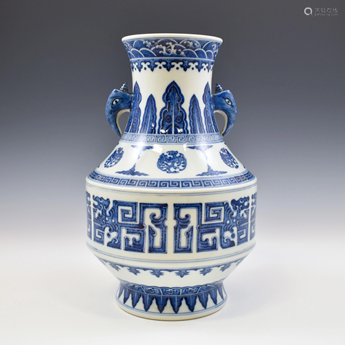 QIANLONG BLUE AND WHITE APHORA ZUN VASE