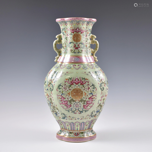 QIANLONG WUCAI BEGONIA AMPHORA VASE