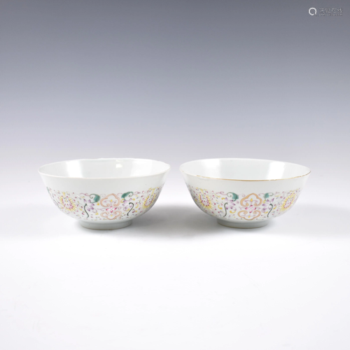 PR. QING JIAQING WUCAI FLORAL BOWLS