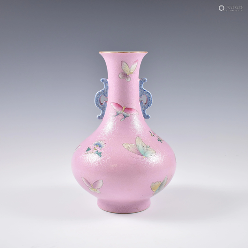 QIANLONG FAMILLE ROSE AMPHORA REWARD VASE