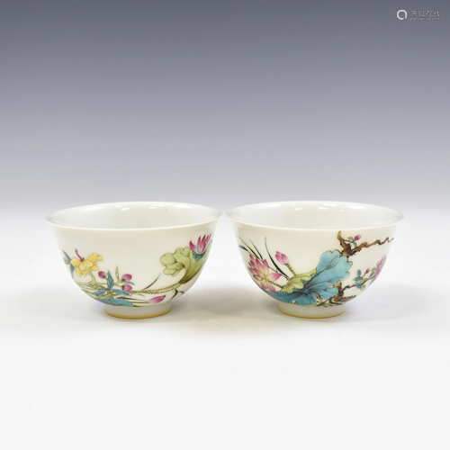 PAIR OF HIBISCUS MOTIF SHENDETANG BOWLS