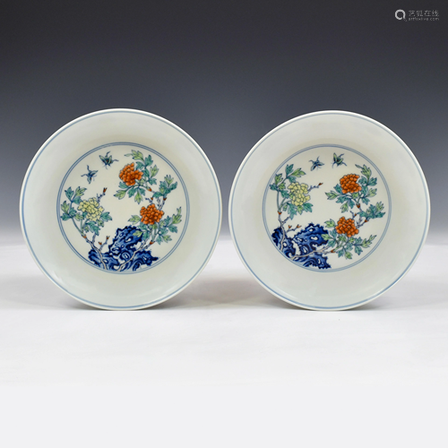 PAIR YONGZHENG DOUCAI FLORAL PLATES