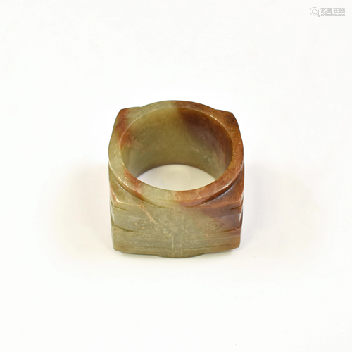 HAN CARVED JADE THUMB RING