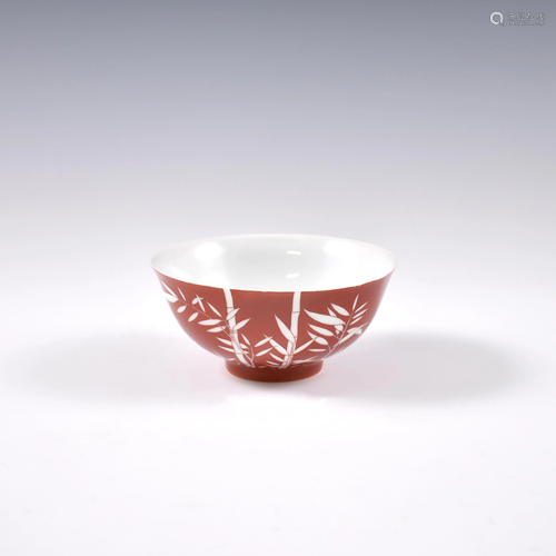 DAOGUANG REVERSED RED BAMBOO MOTIF BOWL