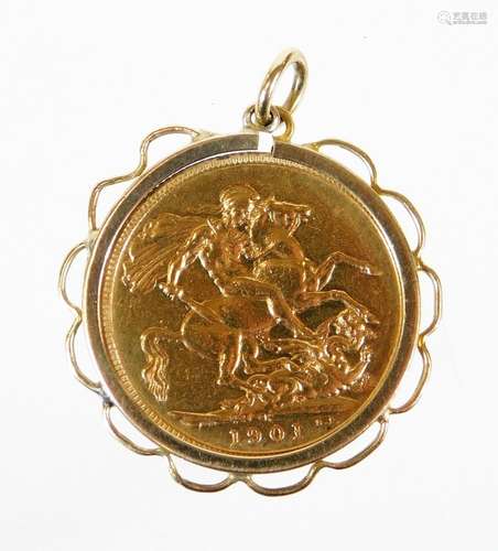 A Victorian full gold sovereign pendant, dated 1901, in a 9ct gold case, 9.5g all in.