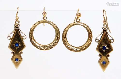 Two pairs of 9ct gold earrings, comprising a pair of 9ct gold drop earrings, each set with two