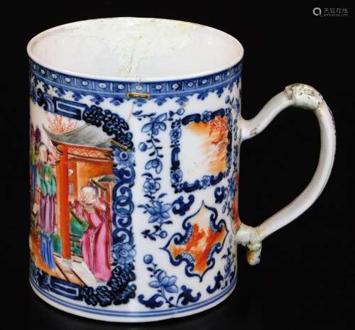 An 18thC Chinese export cider tankard, the cylindrical body with ear shaped handle, profusely