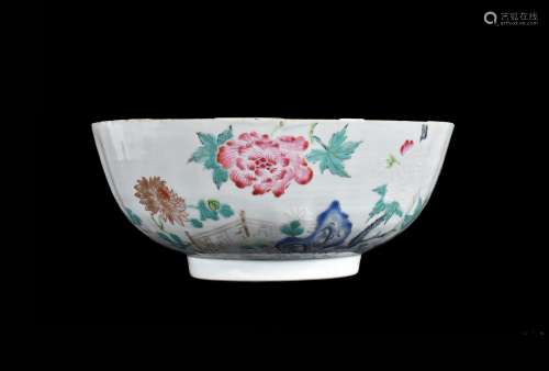 A Chinese Export porcelain famille rose bowl