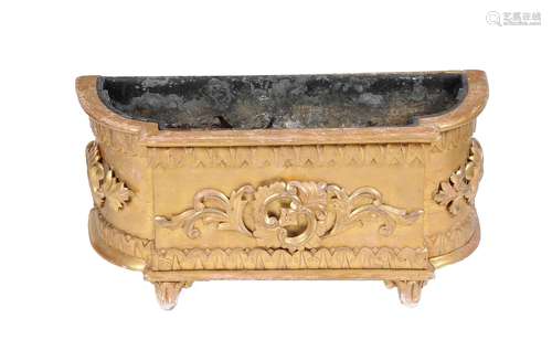 A giltwood tabletop jardinière