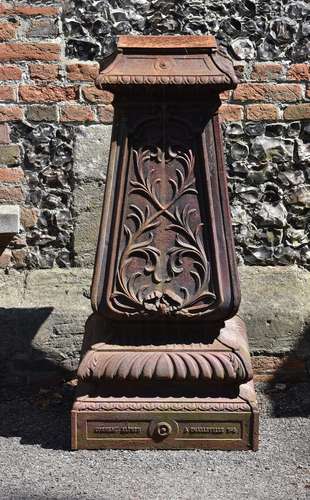 Alfred Corneau & Charleville, a French cast iron pedestal