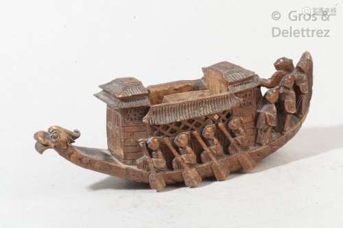 Barque en bambou sculpté en forme de dragon portant une maison et animée de rameurs.                                                                                                                                                                                                                                                                                                                         估价            50 - 60 EUR                                                                                                                                                                * 不计佣金。