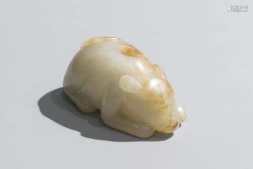 A Carved Jade Mouse-Shaped Pendant