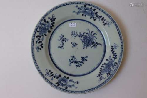 China. Round porcelain plate with floral decoratio…