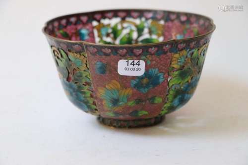 Poly lobed bowl with polychrome decoration in pliq…
