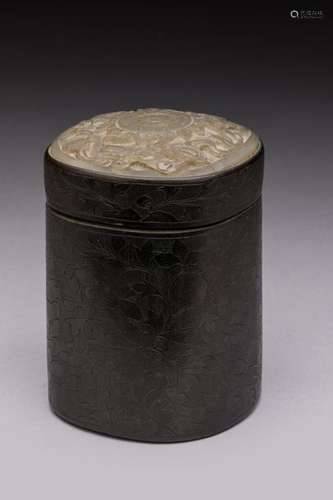 INDOCHINA. nCylindrical bronze tea box, the lid de…