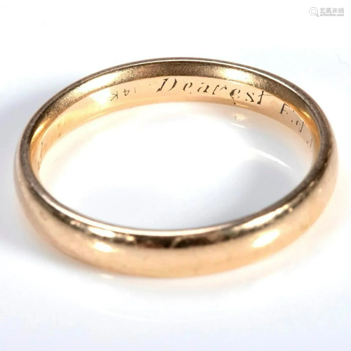 14k gold man's wedding band