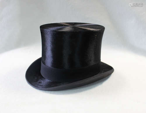 An early 20th century Lincoln Bennett & Co. top hat,