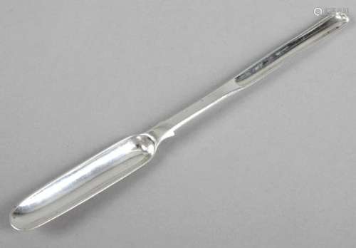 A William IV silver marrow scoop,