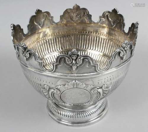 A Victorian Irish silver Monteith bowl,