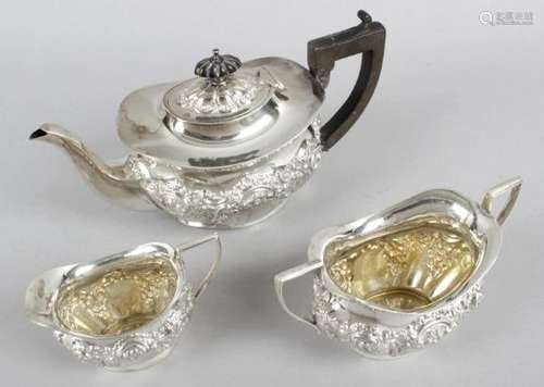 An Edwardian silver matched three piece bachelor tea service,