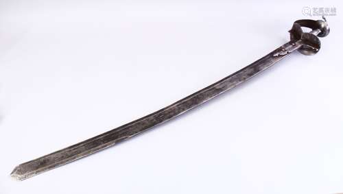 A GOOD 17TH/18TH CENTURY INDIAN KHANDA STEEL SWORD, with broad curving blade, steel hilt and