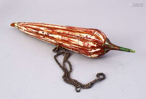 AN 18TH CENTURY INDIAN PAINTED IVORY CHILLI PEPPER SHAPED POWDER FLASK, 26cm long.