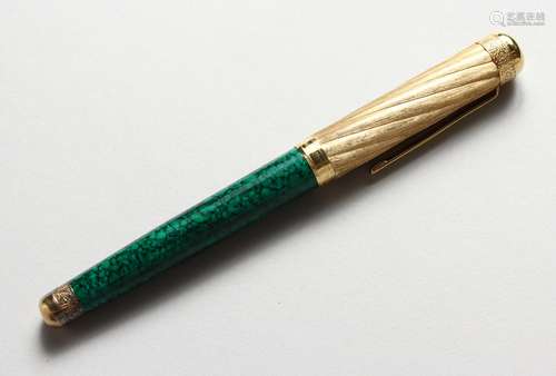 A GOOD BUCCELLATI 18CT GOLD BALLPOINT PEN.