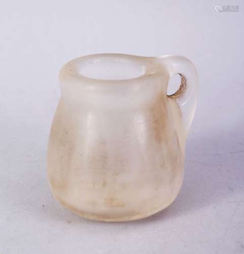 A GOOD INDIAN MUGHAL ROCK CRYSTAL JUG, 5cm high.