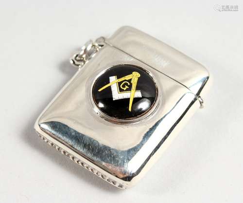 A SILVER VESTA CASE, with Masonic emblem. 1.25ins wide.