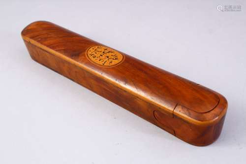 A GOOD ISLAMIC OLIVE WOOD CALLIGRAPHIC PEN BOX, the top with calligraphy, 21cm