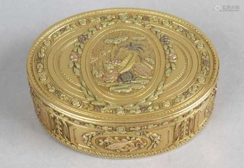 An 18th century French three-colour gold box,