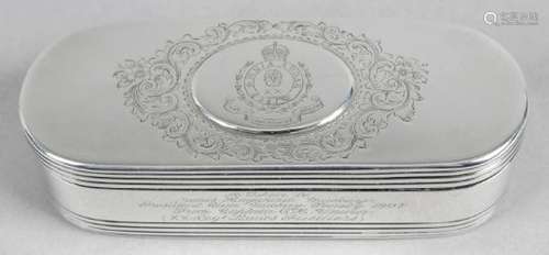 A George III silver snuff box,