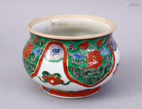 A GOOD 19TH CENTURY CHINESE FAMILLE VERTE PORCELAIN JAR, decorated with precious objects, 10.5cm.