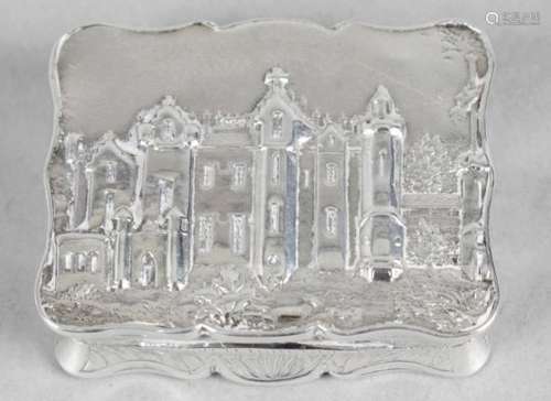 An early Victorian silver 'castle top' vinaigrette,