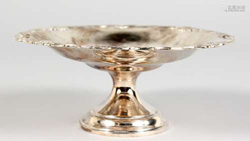 A SMALL SILVER TAZZA. Birmingham 1926.