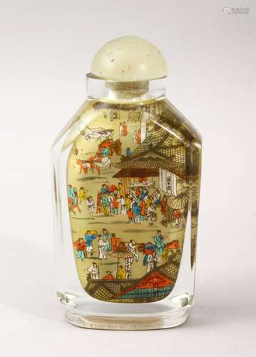 A GOOD 19TH / 20TH CENTURY CHINESE REVERSE PAINTED GLASS SNUFF BOTTLE, the bottle painted to