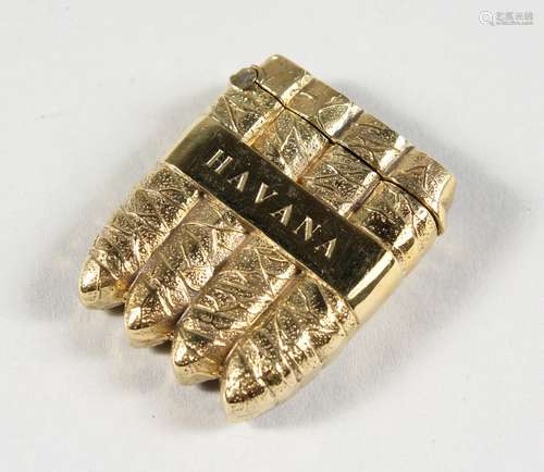 A NOVELTY GOLD-PLATED HAVANA CIGAR VESTA CASE. 1.5ins.