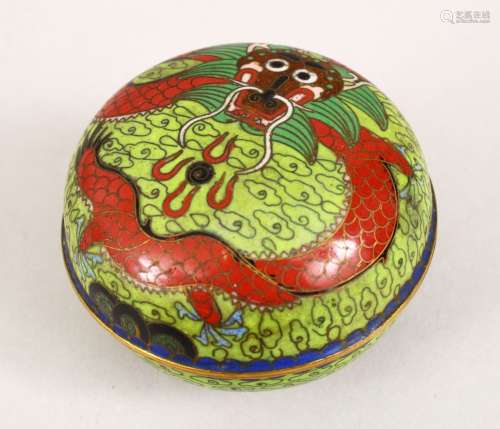 A 19TH / 20TH CENTURY CHINESE CLOISONNE CIRCULAR POT & COVER, decorated upon an apple green ground
