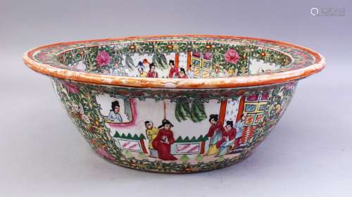 A GOOD LARGE CHINESE CANTON FAMILLE ROSE PORCELAIN BASIN, decorated with panels of figures in