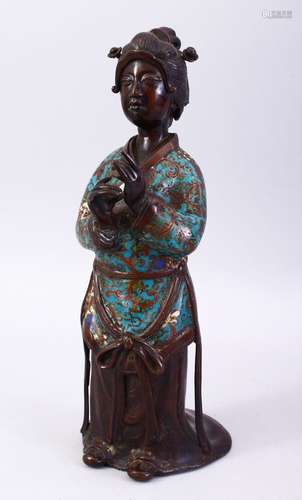 A 19TH CENTURY OR EARLIER CHINESE BRONZE & CLOISONNE FIGURE OF A WOMAN, The robes detailed in