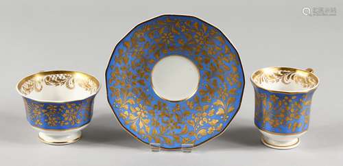 A COPELAND BLUE AND GILT TRIO.