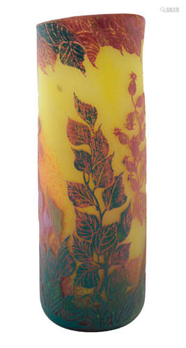 A DAUM NANCY VITRIFIED CAMEO GLASS 'ROSE HIP' VASE, NANCY, CIRCA 1920