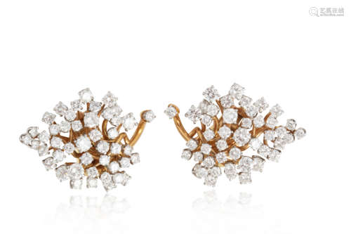 A VAN CLEEF & ARPELS 14K YELLOW GOLD DIAMOND EAR CLIPS