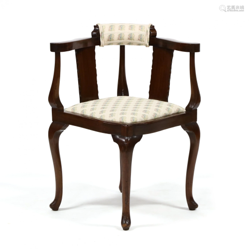Queen Anne Style Carved Mahogany Corner Chair