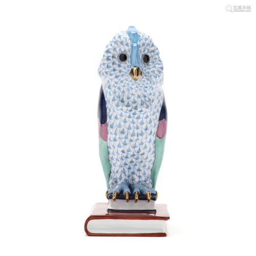 Herend Owl Clutching Books 5105