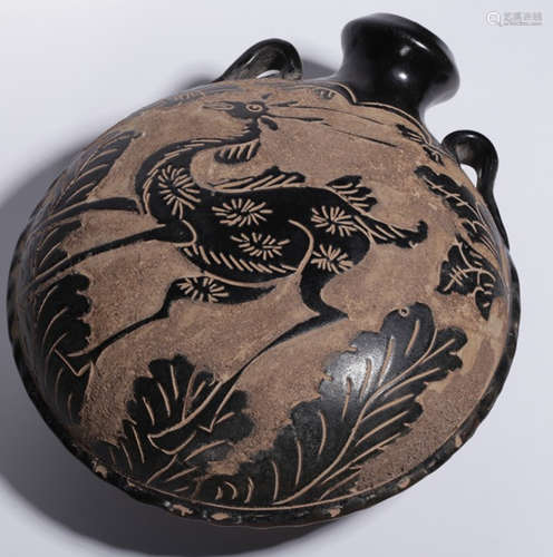 A LINGWU YAO GLAZE POT WITH BEAST PATTERN